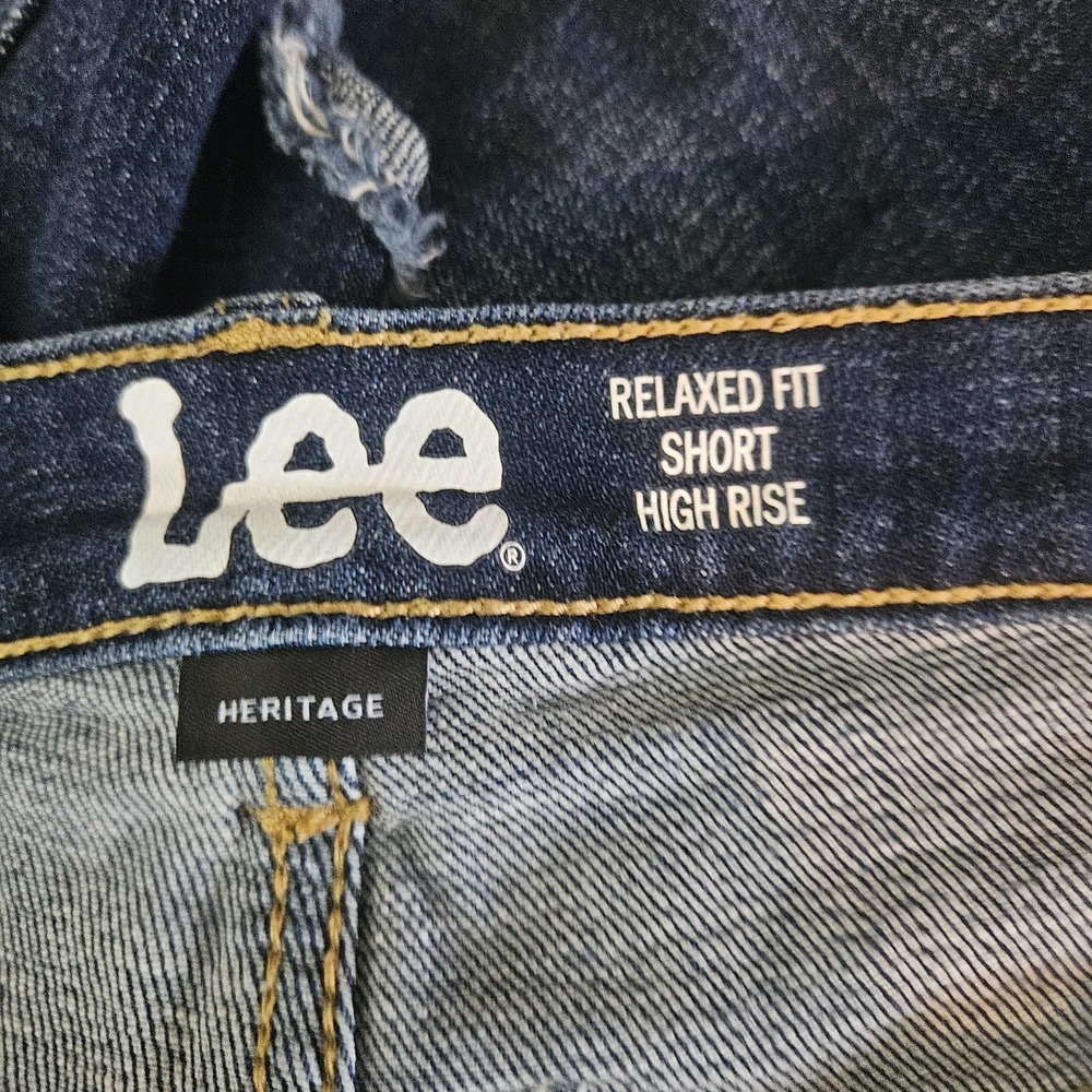Lee Heritage Denim Shorts Women's Size 16 Relaxed Fit High Rise Button Fly Blue - Picture 7 of 8